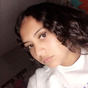 Meet your Posher, Lizbeth